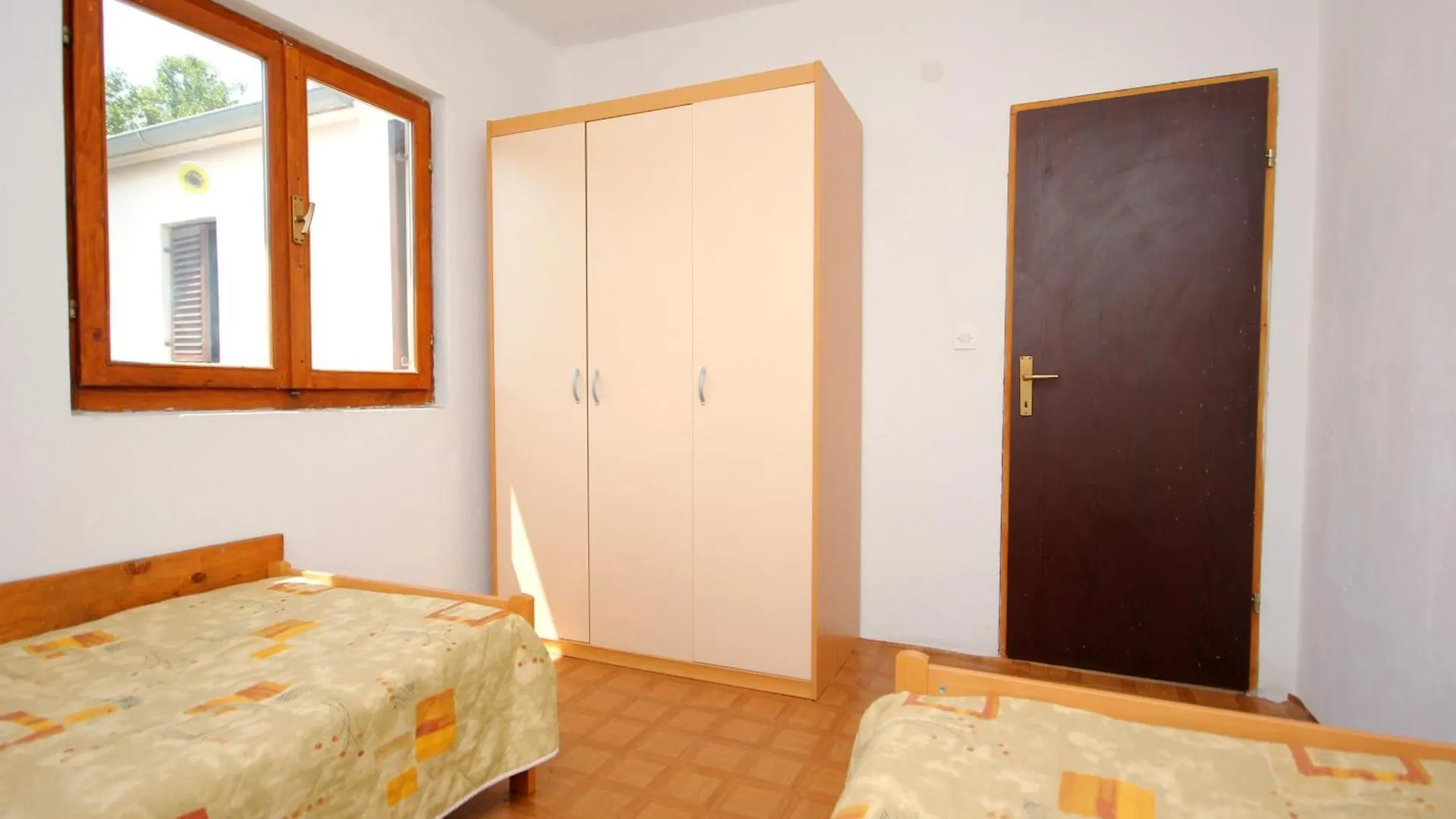 Holiday Apartments Zman, Dugi Otok - 887 0*, Zman Croatia